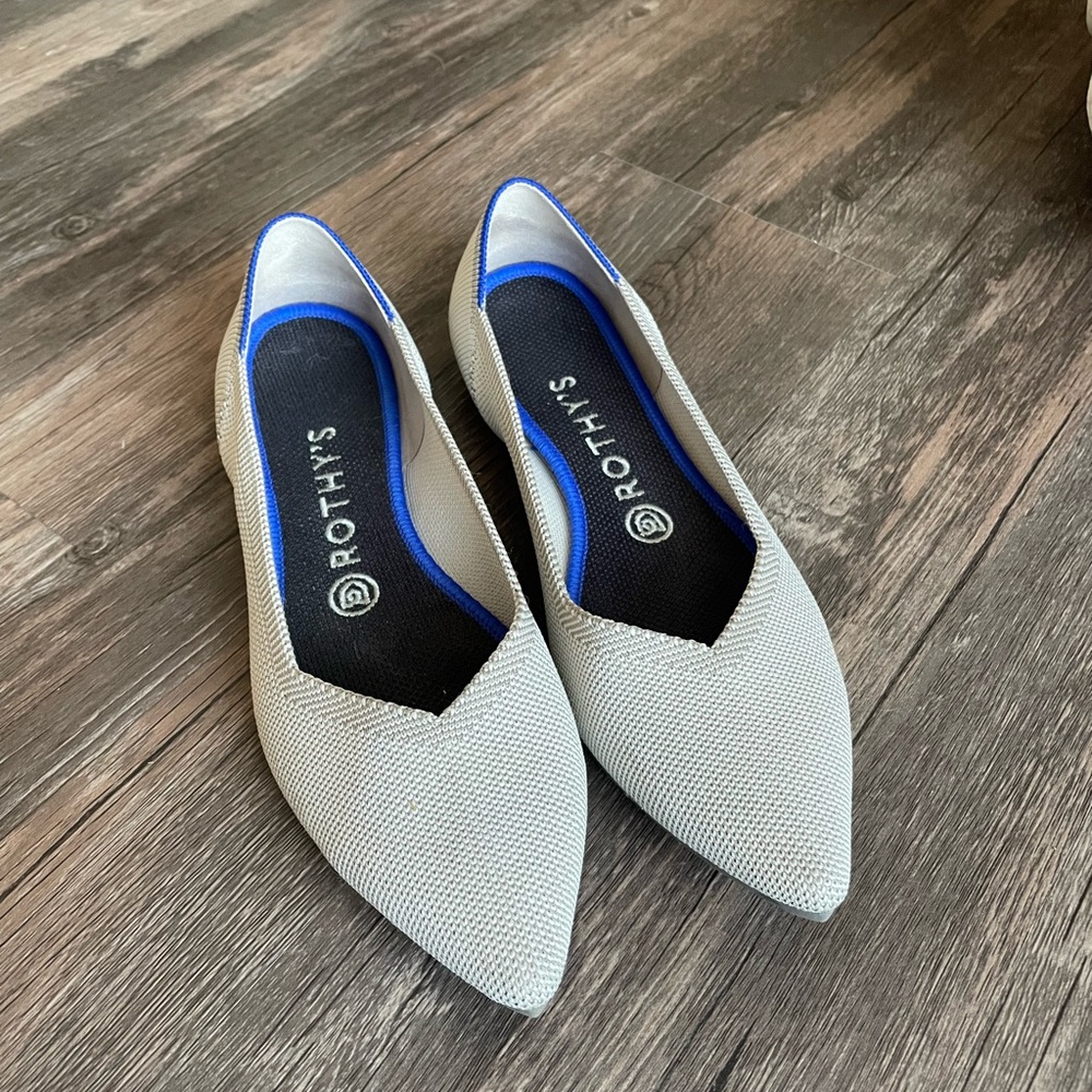 Rothy’s The Point light grey flats